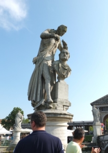 Padova - Prato della Valle - Le statue